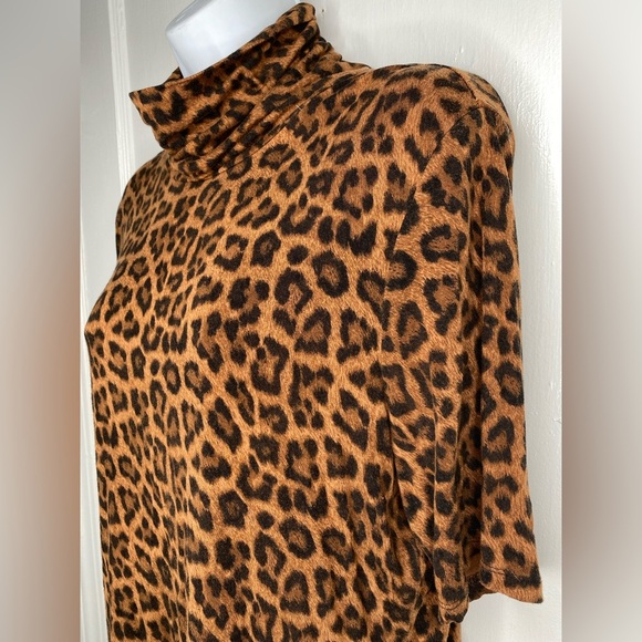 MICHAEL KORS Leopard Print Jersey Knit Turtleneck Top - Picture 3 of 4